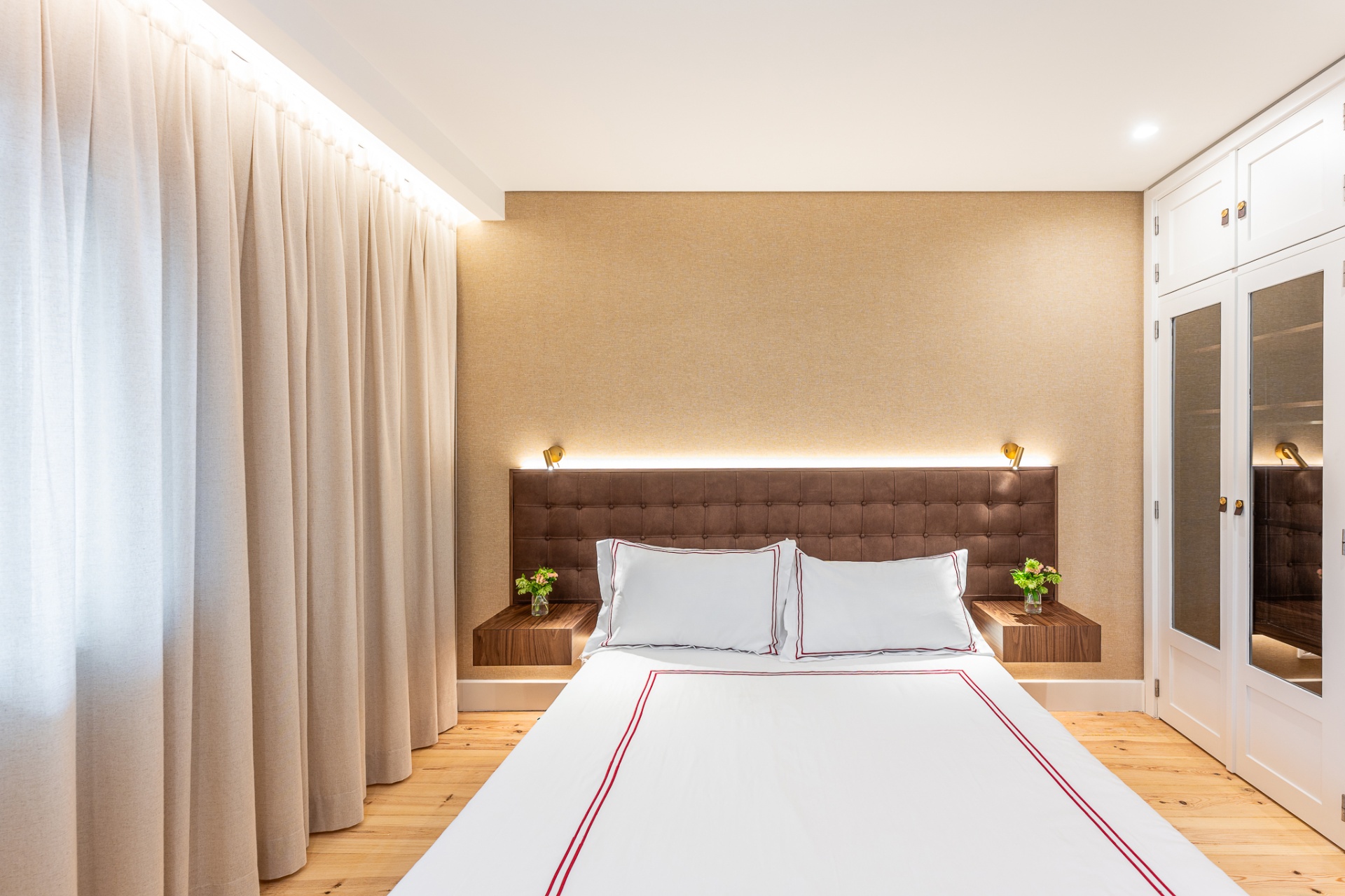 Second bedroom — alternate