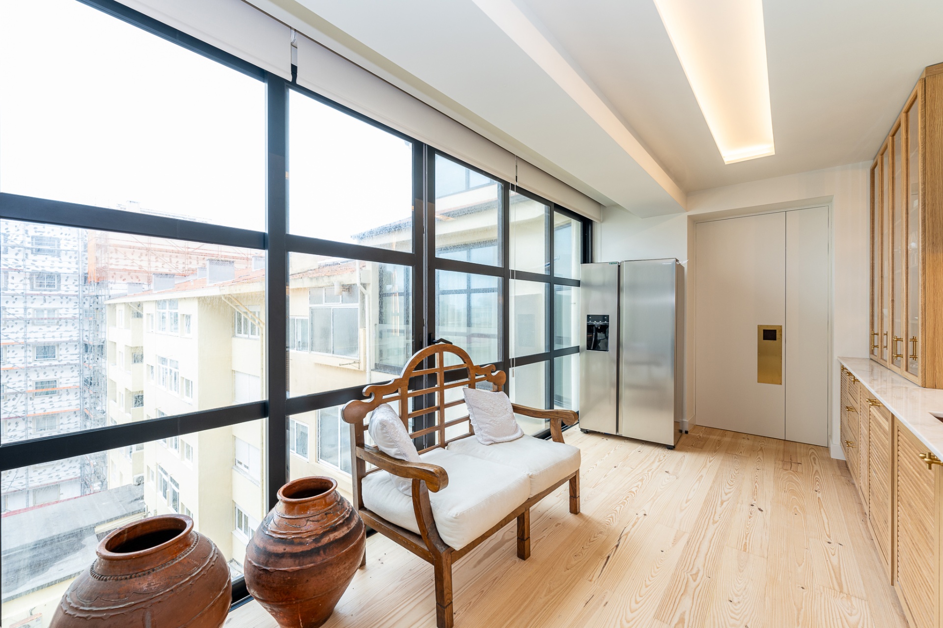 Kitchen — window seating nook
